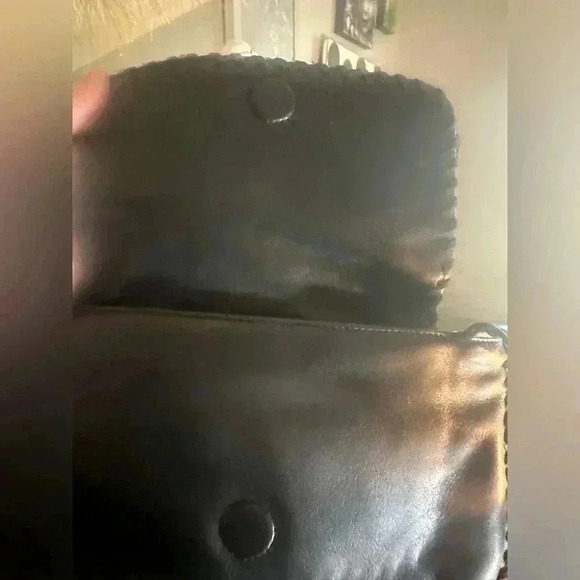 Andrew Marc purse - Picture 5 of 6